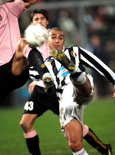 着保护靴离 着保护靴离